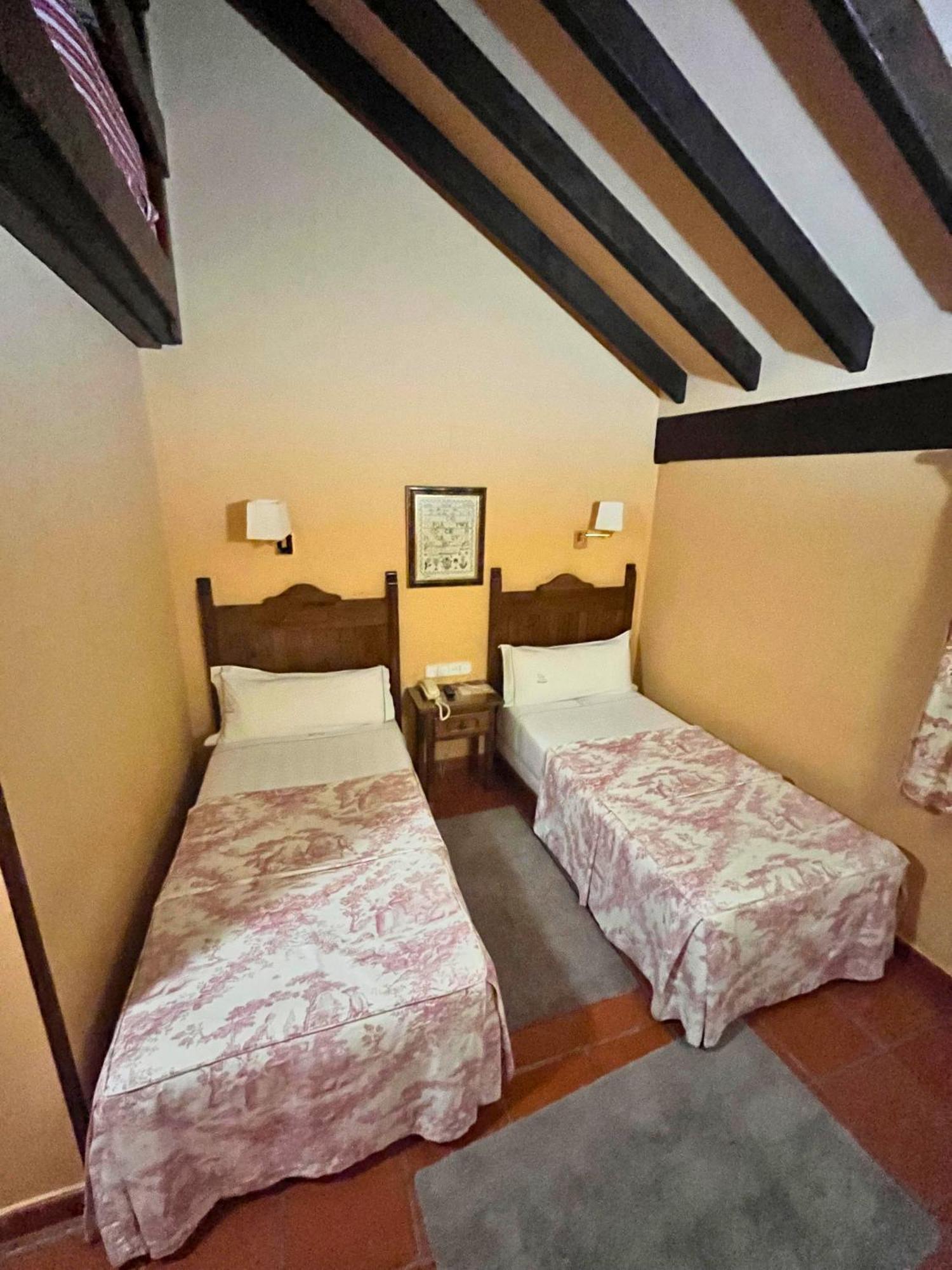 Hotel Rebeco Fuente De Ngoại thất bức ảnh