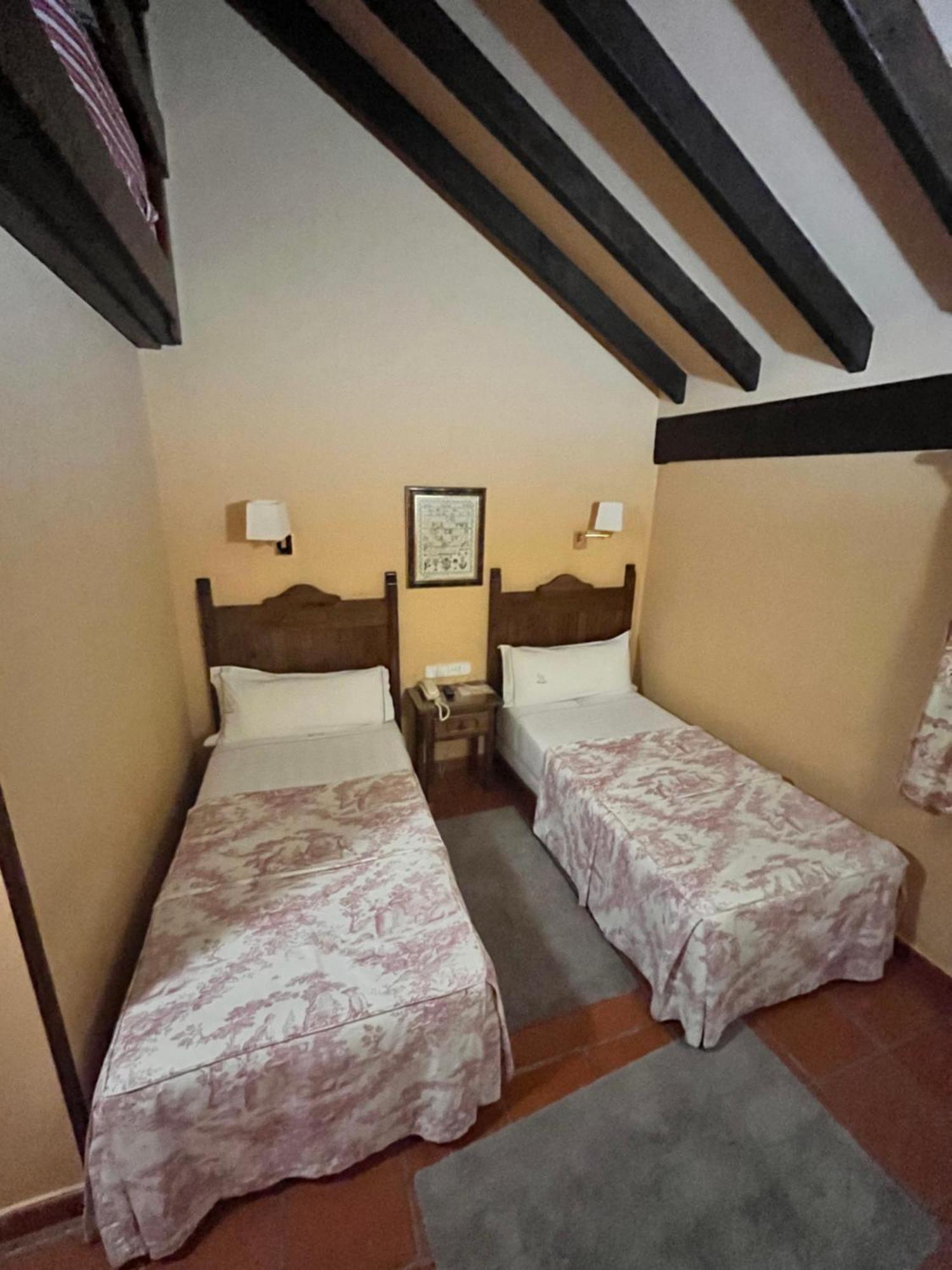 Hotel Rebeco Fuente De Ngoại thất bức ảnh